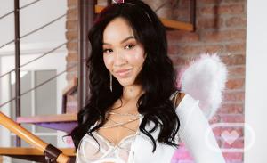 Asia Vargas VR