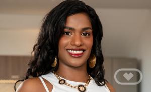 Suraya Nidia VR